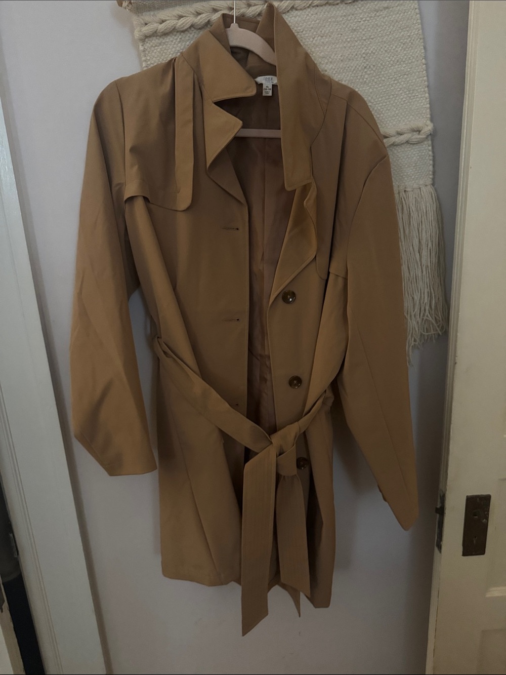 Time and Tru Women's lined Tan Trench Coat with Belt